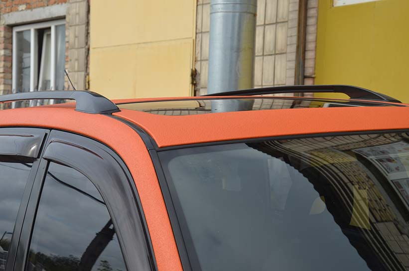 Яркая и защищенная Toyota Rav4 в Line-X!