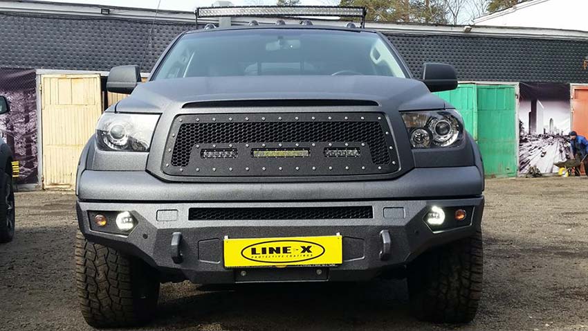 Line-X - полная и частичная защита кузова и элементов тюнинга автомобиля Toyota Tundra