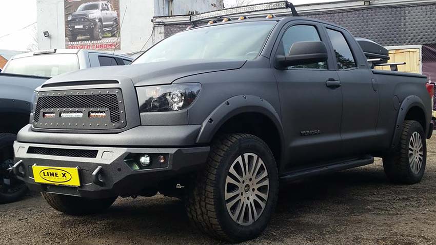 Line-X - полная и частичная защита кузова и элементов тюнинга автомобиля Toyota Tundra
