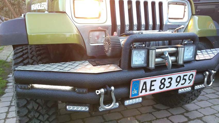 Покрытие Line-X - великолепное решение по защите силового бампера!