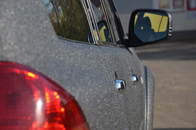 Полная защита кузова внедорожника Mitsubishi Pajero Sport полимерным покрытием Line-X.