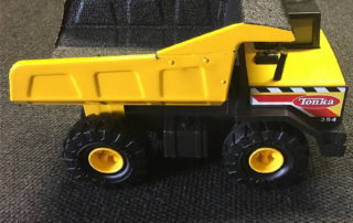 Полимерное покрытие Line-X - надежная защита кузова грузовиков, прицепов и самосвалов