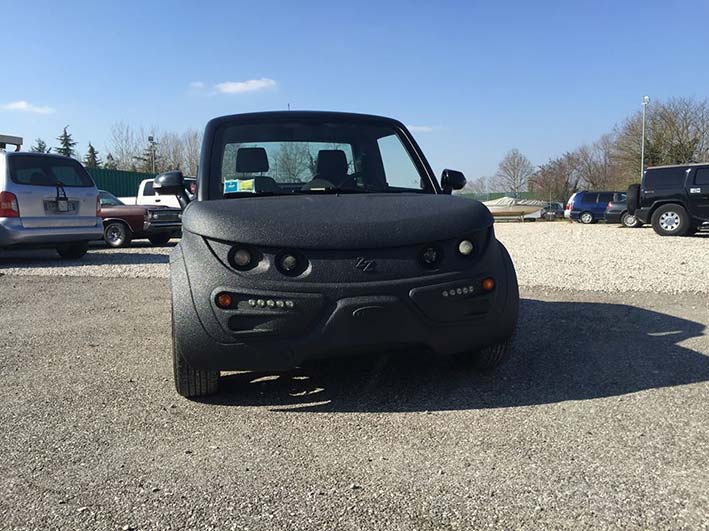 Пример работы по полной окраске кузова и других навесных элементов малолитражного автомобиля защитным полимерным покрытием Line-X.