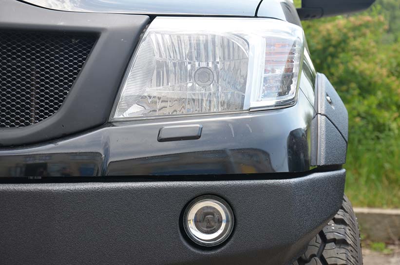 Line-X - защита обвеса внедорожника Toyota Hilux