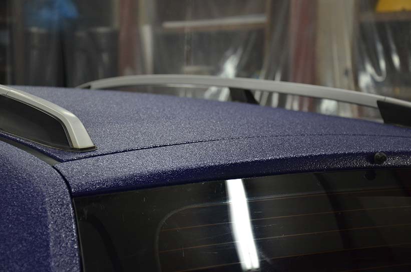 Очередной городской универсал обзавелся защитным покрытием Line-X.