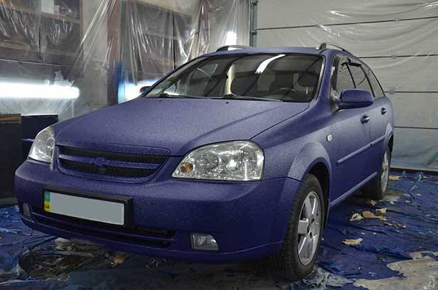 Очередной городской универсал обзавелся защитным покрытием Line-X.