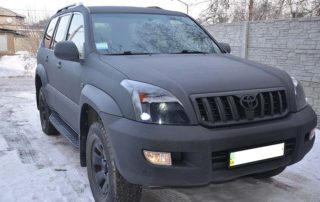 Весь кузов автомобиля был покрыт защитным полимером Line-X черного цвета