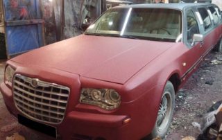 Представительский лимузин в ливрее Line-X