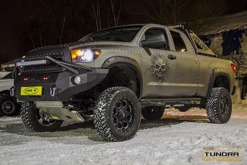 Защита полноприводного пикапа Toyota Tundra, художественная лепка, аэрография, покрытие Line-X