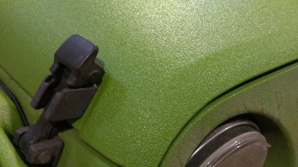 Защита кузовов автомобилей от механических повреждений и коррозии, с помощью нанесения полимерного покрытия Line-X