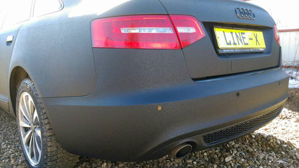 Защита седанов представительского класса полимерным покрытием Line-X