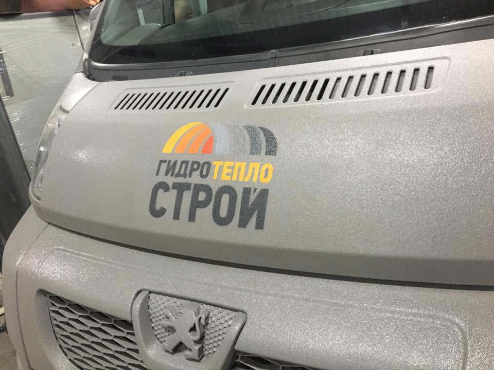 технология защиты полимерным покрытием Line-X фургонов и другого коммерческого транспорта