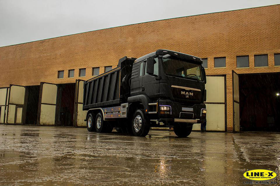 Защита самосвала MAN полимерным покрытием Line-x