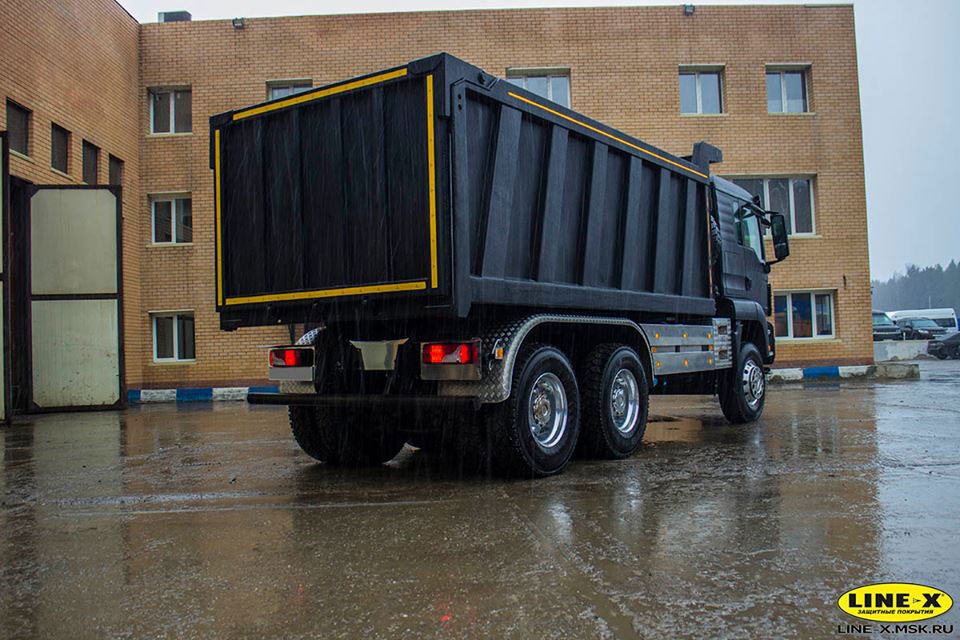 Защита самосвала MAN полимерным покрытием Line-x