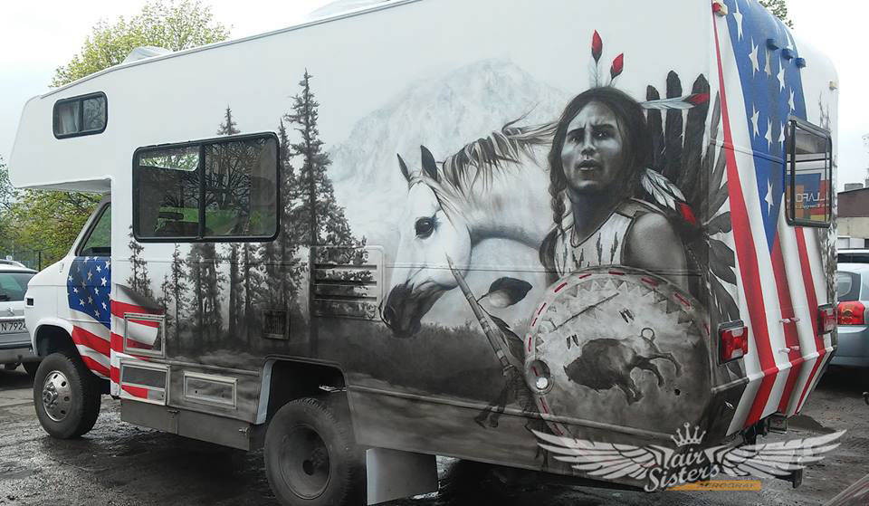 Окраска фургона или автокемпера защитным полимерным покрытием Line-X, аэрография