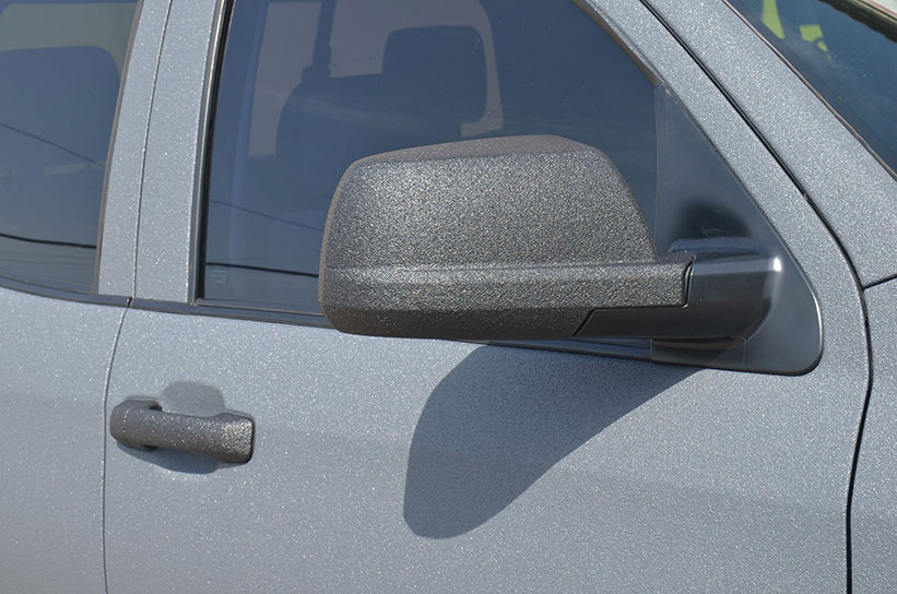 Защита кузова пикапа Toyota Tundra полимерным покрытием Line-X