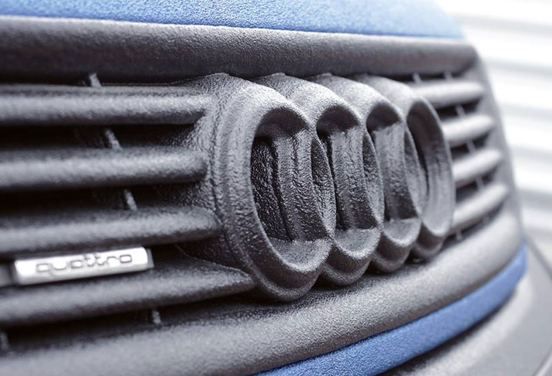 Защита кузова полноприводного универсала Audi Allroad от механических повреждений и коррозии полимерным покрытием Line-X