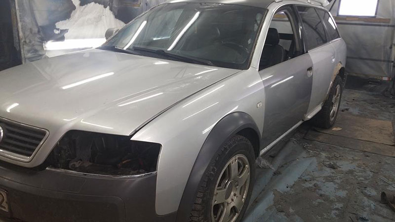 Защита кузова полноприводного универсала Audi Allroad от механических повреждений и коррозии полимерным покрытием Line-X