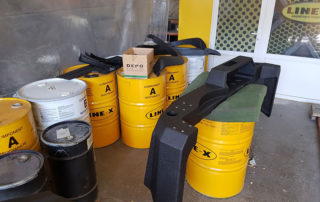 Защита навесных аксессуаров (бамперов, накладок колесных арок, зеркал заднего вида, порогов и много другого) полимерным покрытием Line-X