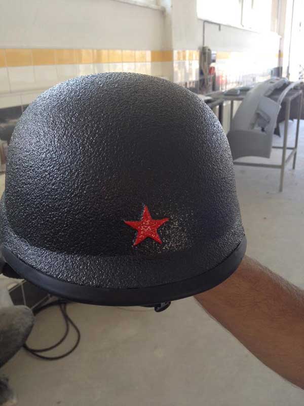 Усиление защитных свойств мотошлема путем нанесения полимерного покрытия Line-X