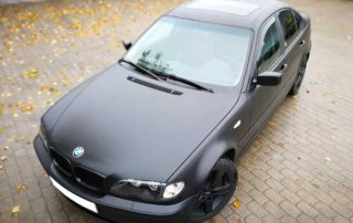 Защита автомобиля BMW E46 сверхтонким полимерным покрытием Line-X Ultra от механических повреждений и царапин.