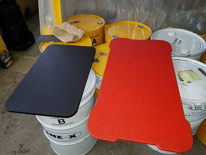 Защита мебели для груминга полимерным покрытием Line-X.