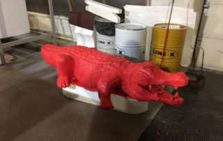 Полимерное покрытие Line-X – надежная защита легких и хрупких конструкций из пенопласта и других типов вспененных пластмасс, от неблагоприятных погодных условий и действий вандалов.