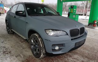 Защита кузова кроссовера BMW X6 полимерным покрытием Line-X, от сколов, царапин и коррозии