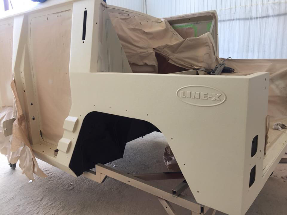 Защита кузова автомобиля полимерным покрытием Line-X для сафари