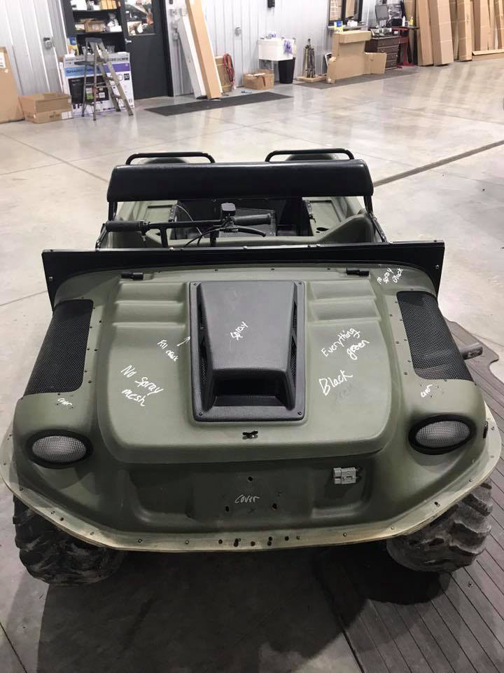 Защита вездехода-амфибии полимерным покрытием Line-X от ударов и царапин, гидроизоляция