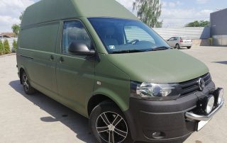 Защита фургонов и микроавтобусов полимерным покрытием Line-X от механических повреждений и коррозии