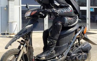 Полимерное покрытие Line-X – универсальное средство для защиты кузовных деталей и навесных аксессуаров любого автомобиля от ударов, царапин и образования коррозииvvvvvv