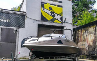 Защита катеров и яхт полимерным покрытием Line-X от механических повреждений и коррозии