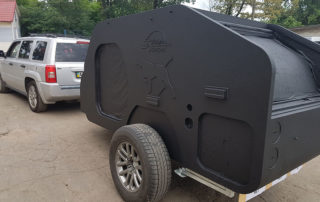 Защита кемперов и прицепов полимерным покрытием Line-X от механических повреждений, шумоизоляция