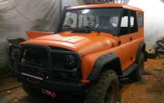 Защита внедорожника УАЗ полимерным покрытием Line-X от ударов и царапин, антикор