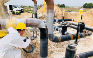 Защита трубопроводов и теплотрас полимерным покрытием Line-X от механических повреждений, коррозии, теплоизоляция