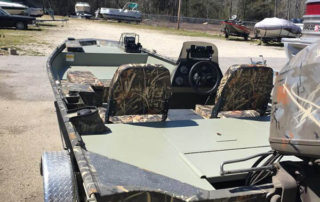 Line-X - гидроизоляция моторных лодок, защита палубы, антискользящее покрытие