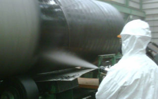 Защита труб большого размера покрытием Line-X