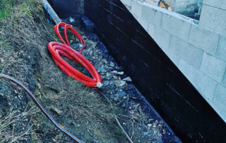 Гидроизоляция фундаментов, подвалов задний защитным полимерным покрытием Line-X