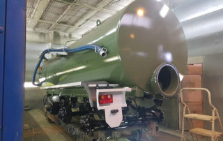 Красим защитным полимерным покрытием Line-X внутренности цистерны для перевозки минеральных удобрений