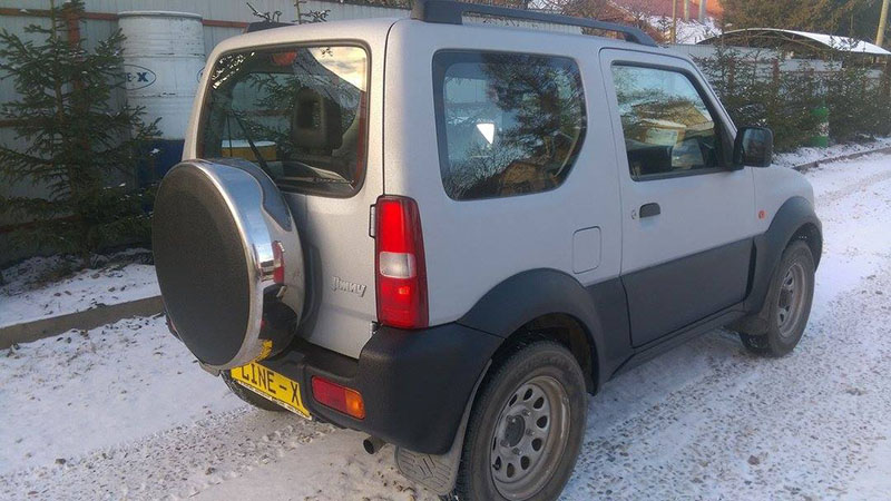 Подготовка Suzuki Jimny к зиме, защита полимерным покрытием Line-X
