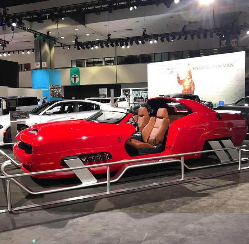 Современные «сани» для Санты собрали на базе купе Dodge Demon