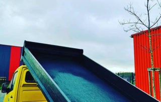 Защита кузова самосвала покрытием Line-X