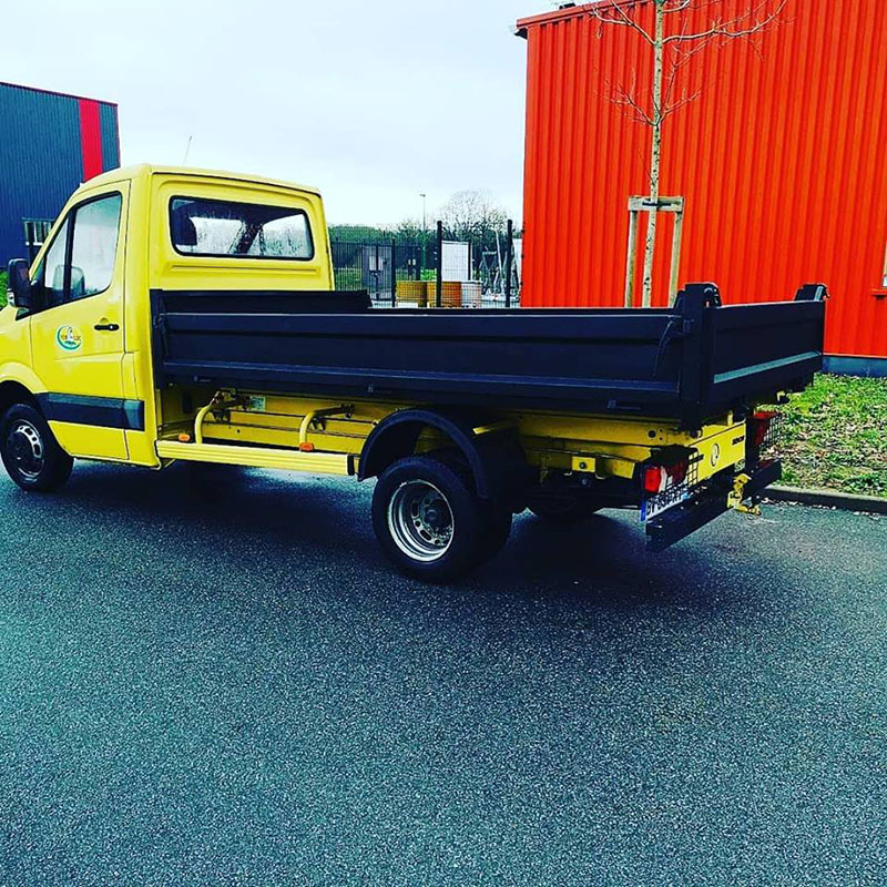 Защита кузова самосвала покрытием Line-X