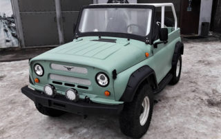 Защита кузова Уазика полимерным покрытием Line-X, тюнинг и окраска в мятный цвет