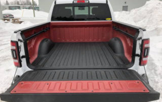 Line-X - защитное покрытие багажного отделения пикапа DODGE Ram