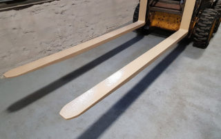 Защита вилочного погрузчика покрытием Line-X