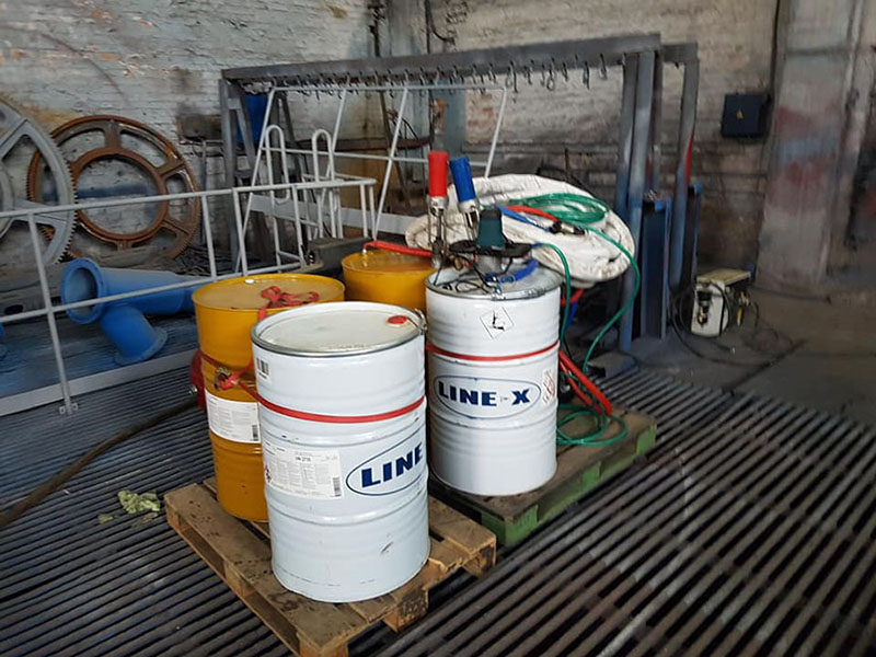 Защита промышленного оборудования от ржавчины и коррозии полимерным покрытием Line-X