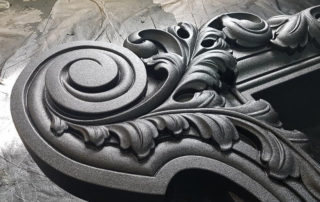 Защита декоративного обрамления, рам окон полимерным покрытием Line-X