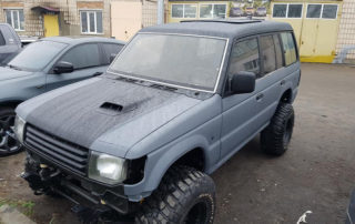 Восстановление кузова Mitsubishi Pajaro Wagon 2 с использованием защитного покрытия Line-X